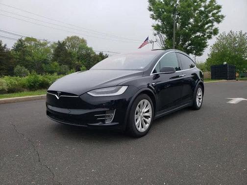 2017 Tesla Model X 75D