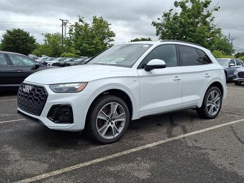 2025 Audi Q5 45 S line Premium