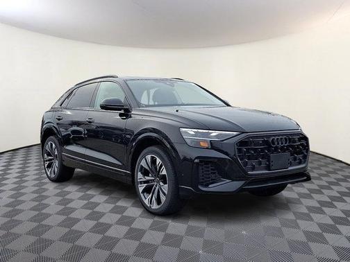 2025 Audi Q8 55 Premium Plus