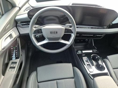 2025 Audi Q6 e-tron Premium Plus quattro