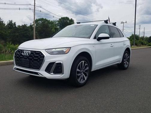 2024 Audi Q5 45 S line Premium Plus