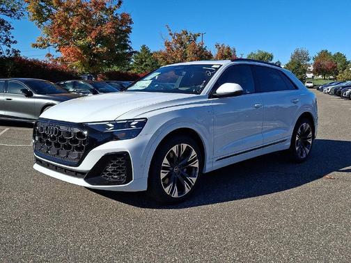 White 2027 Audi Q8 55 Prestige