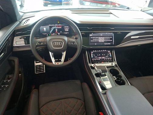 Mythos Black Metallic 2026 Audi SQ8 4.0T Prestige