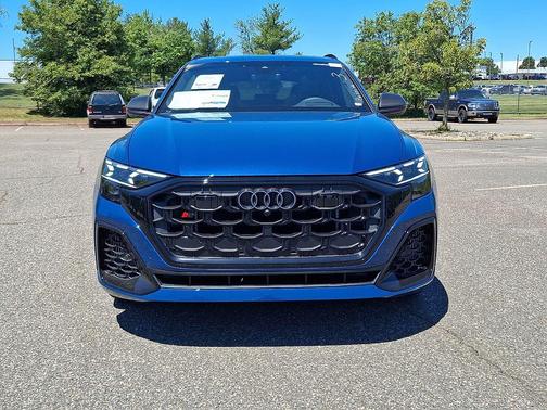 Blue 2026 Audi SQ8 4.0T Prestige