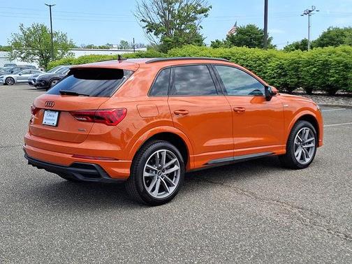 2025 Audi Q3 Premium 45 TFSI S line quattro Tiptronic