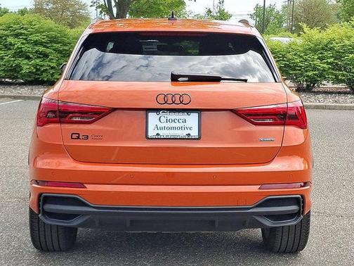 2025 Audi Q3 Premium 45 TFSI S line quattro Tiptronic