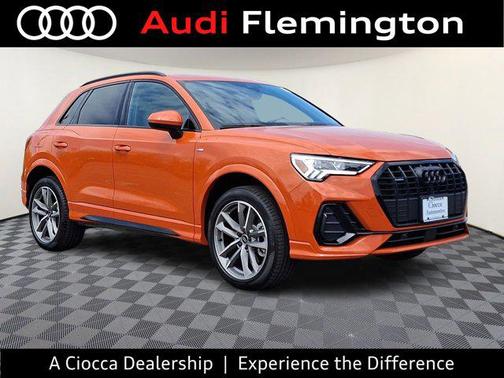 2025 Audi Q3 Premium 45 TFSI S line quattro Tiptronic