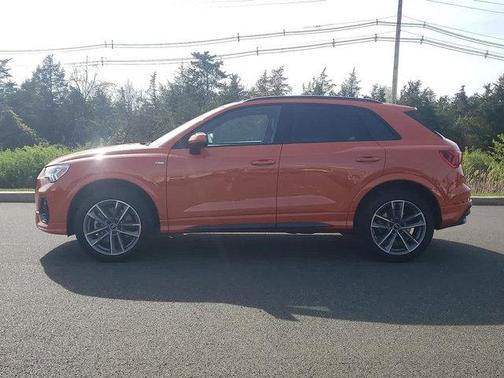 2025 Audi Q3 Premium 45 TFSI S line quattro Tiptronic