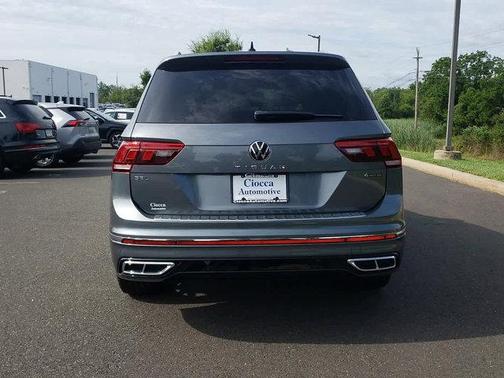 2022 Volkswagen Tiguan 2.0T SEL R-Line 4MOTION