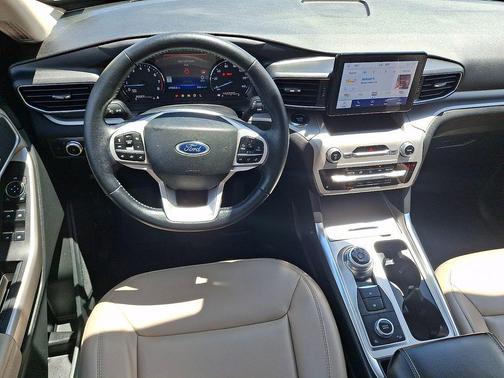 Stone Blue Metallic 2022 Ford Explorer XLT