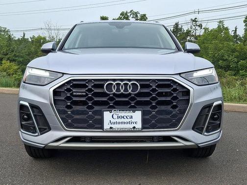 FLORETT SILVER 2022 Audi Q5 45 S line Premium