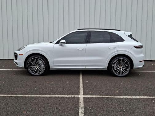 Carrara White 2023 Porsche Cayenne Turbo