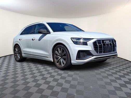 Glacier White Metallic 2023 Audi SQ8 4.0T Prestige