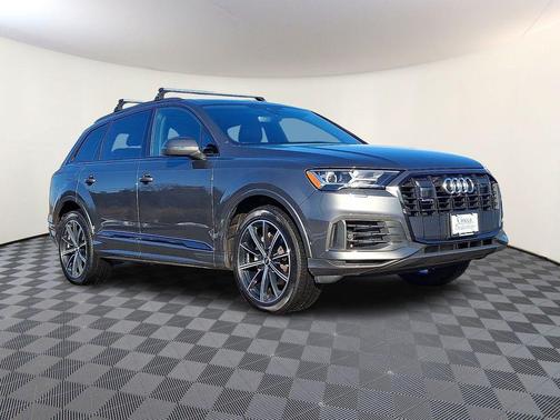 Samurai Gray Metallic 2023 Audi Q7 55 Premium Plus