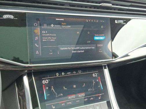 Carrara White 2024 Audi Q7 55 Premium Plus