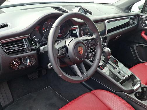 Jet Black 2025 Porsche Macan T