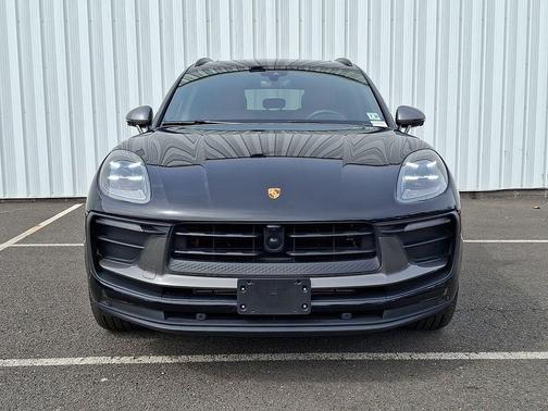Jet Black 2025 Porsche Macan T
