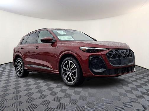 Grenadine Red Metallic 2026 Audi Q5 Prestige TFSI quattro S tronic