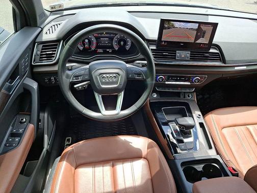 Navarra Blue Metallic 2023 Audi Q5 45 S line Premium Plus