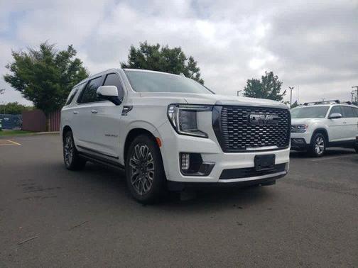 White 2023 GMC Yukon Denali Ultimate