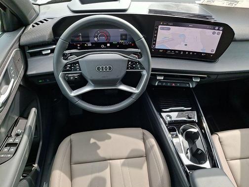 Navarra Blue Metallic 2026 Audi Q3 TFSI quattro S tronic