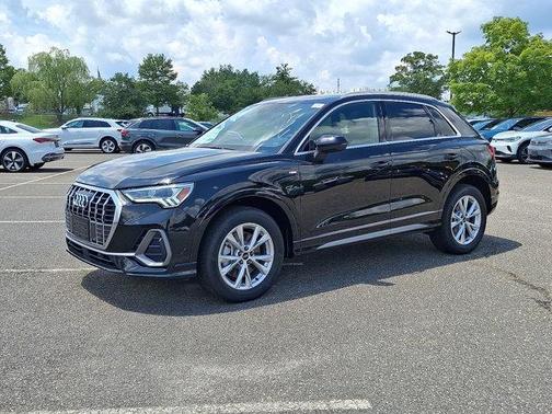 2025 Audi Q3 Premium 45 TFSI S line quattro Tiptronic