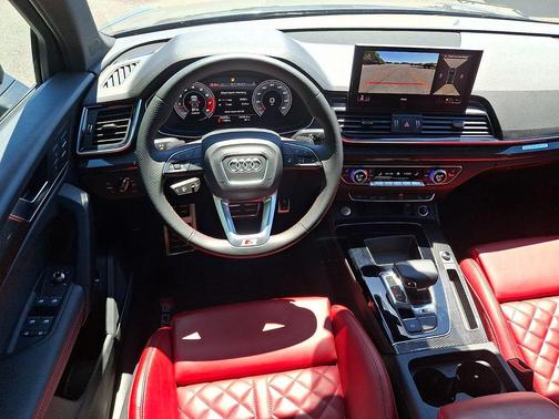 Daytona Gray Pearl Effect 2023 Audi SQ5 3.0T Premium Plus