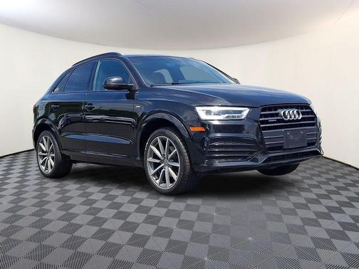 Mythos Black Metallic 2017 Audi Q3 2.0T Prestige