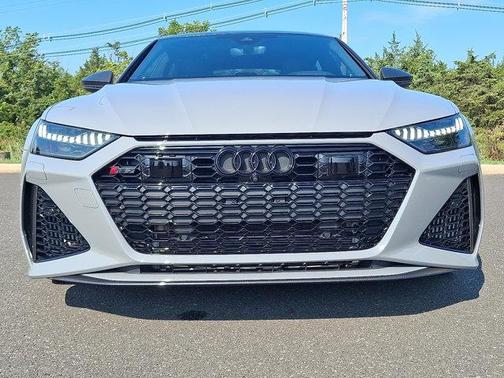 2024 Audi RS 7 4.0T Performance