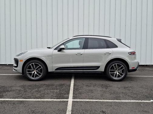 2024 Porsche Macan Base