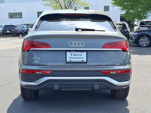 2024 Audi Q5 45 S line Prestige