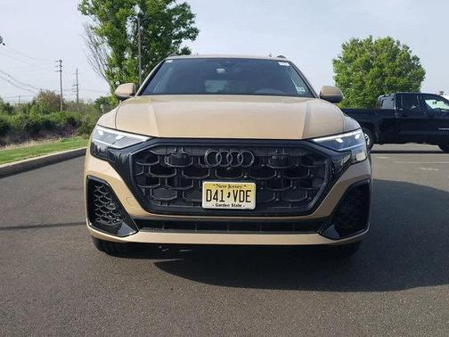 2025 Audi Q8 55 Premium Plus