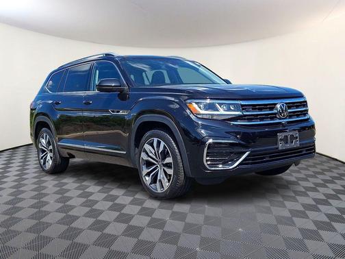 Deep Black 2023 Volkswagen Atlas 3.6L SEL Premium