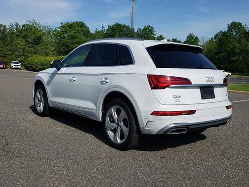 2023 Audi Q5 45 S line Premium Plus