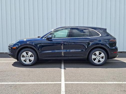2022 Porsche Cayenne AWD