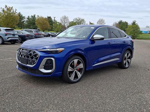 Ultra Blue Metallic 2026 Audi SQ5 3.0T Premium Plus