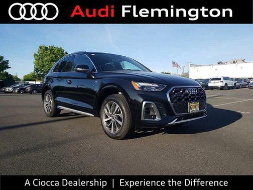 2025 Audi Q5 45 S line Premium