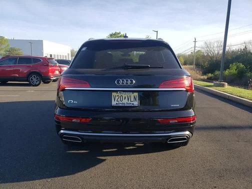 2025 Audi Q5 45 S line Premium