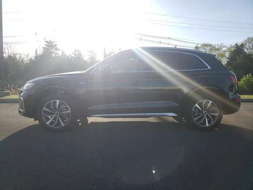2025 Audi Q5 45 S line Premium