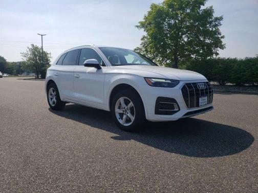 2022 Audi Q5 40 Premium