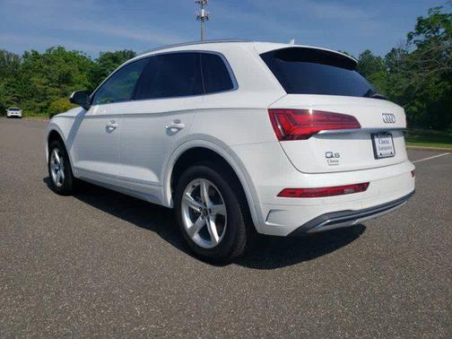2022 Audi Q5 40 Premium