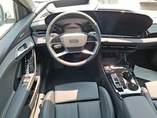 2025 Audi Q6 e-tron Premium Plus quattro