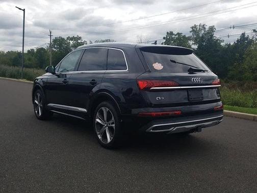 2021 Audi Q7 55 Premium Plus