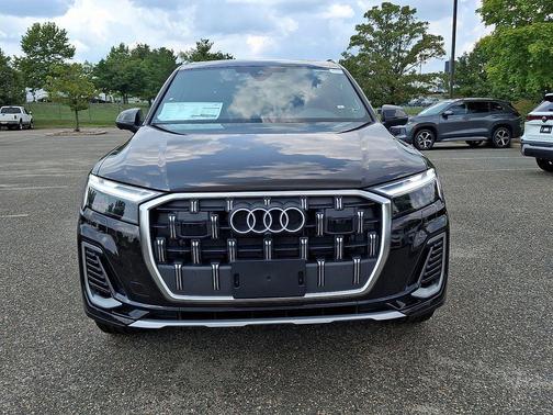 Tamarind Bwn Me 2026 Audi Q7 45 Premium Plus