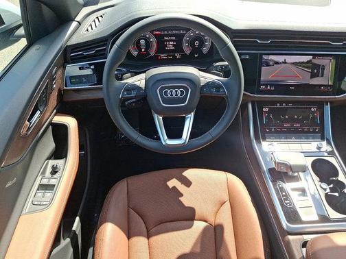 2025 Audi Q8 55 Premium Plus