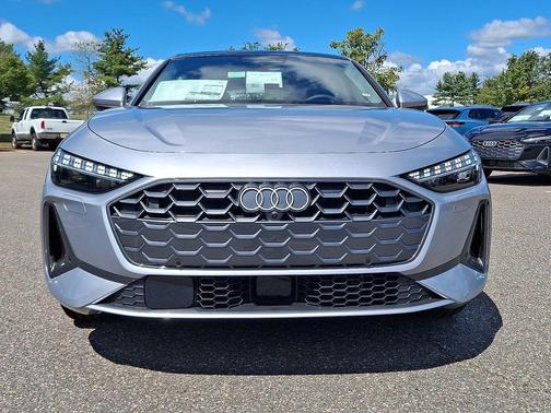 Florett Silver Metallic 2025 Audi A5 Premium Plus TFSI quattro S tronic
