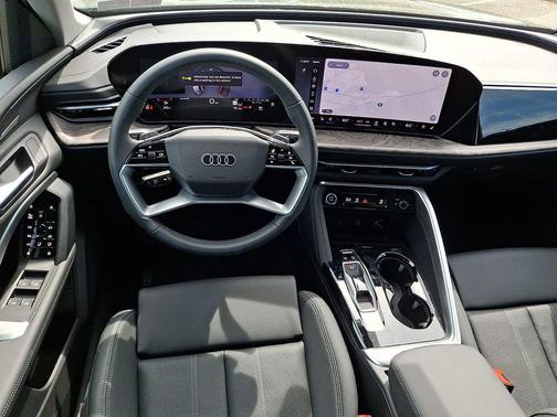 2026 Audi Q5 Sportback Premium Plus TFSI quattro S tronic