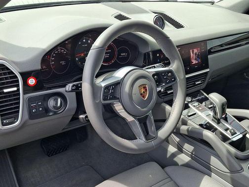 Moonlight Blue 2023 Porsche Cayenne Platinum Edition