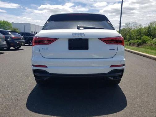 2022 Audi Q3 45 S line Premium