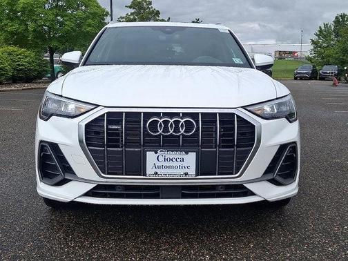2022 Audi Q3 45 S line Premium